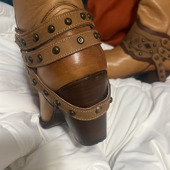 Beautiful woman’s boots, great condition - Picture 6 of 8